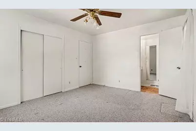 4105 Chateau Drive, Greensboro, NC 27407 - Photo 19