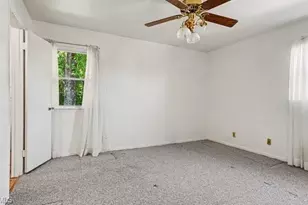 4105 Chateau Dr, Greensboro, NC 27407 - Photo 17
