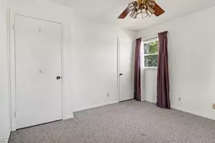 4105 Chateau Dr, Greensboro, NC 27407 - Photo 25