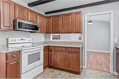 2295 Winterberry Drive, Winston-Salem, NC 27106 - Photo 11
