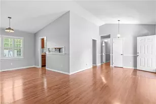 2295 Winterberry Dr, Winston-Salem, NC 27106 - Photo 7