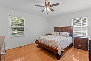 1912 Strathmore Dr, Greensboro, NC 27410 - Photo 23