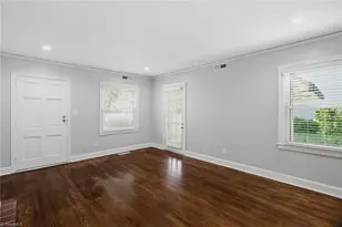 1311 Cardinal Pl, Greensboro, NC 27408 - Photo 9