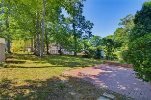 1311 Cardinal Pl, Greensboro, NC 27408 - Photo 27
