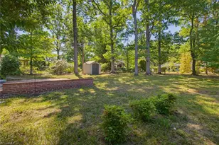 1311 Cardinal Pl, Greensboro, NC 27408 - Photo 31