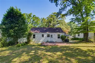 1311 Cardinal Pl, Greensboro, NC 27408 - Photo 29