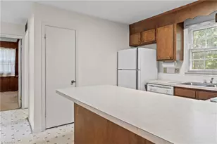 1149 Edenwood Dr, Winston-Salem, NC 27103 - Photo 9