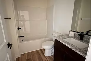 2229 Motley St, Burlington, NC 27217 - Photo 3