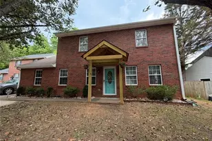 605 Sir Knight Ct, Clemmons, NC 27012 - Photo 1