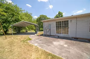 6439 Wilkes Yadkin Rd, Ronda, NC 28670 - Photo 5