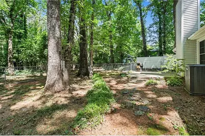 9520 Jefferson Valley Drive, Rural Hall, NC 27045 - Photo 27