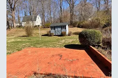 1546 W Harrison Street, Reidsville, NC 27320 - Photo 3