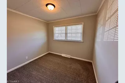 1546 W Harrison Street, Reidsville, NC 27320 - Photo 7