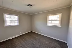 1546 W Harrison St, Reidsville, NC 27320 - Photo 9