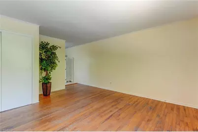 610 N Tremont Drive, Greensboro, NC 27403 - Photo 15