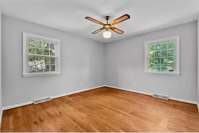 2402 Chatham Drive, Greensboro, NC 27408 - Photo 19
