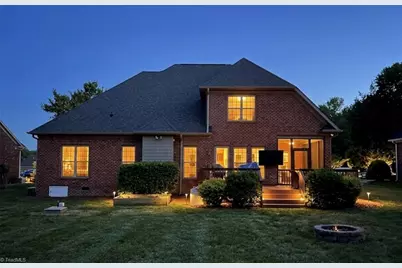 192 Loganberry Court, Clemmons, NC 27103 - Photo 9