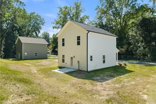 2619 Urban St, Winston-Salem, NC 27107 - Photo 19