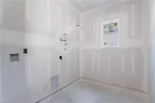 2619 Urban St, Winston-Salem, NC 27107 - Photo 5