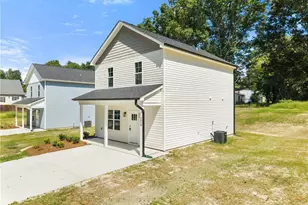 2619 Urban St, Winston-Salem, NC 27107 - Photo 3