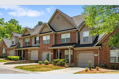 3033 Renaissance Parkway, Jamestown, NC 27282 - Photo 3