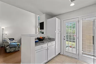 3033 Renaissance Parkway, Jamestown, NC 27282 - Photo 11