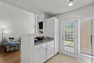3033 Renaissance Pkwy, Jamestown, NC 27282 - Photo 11