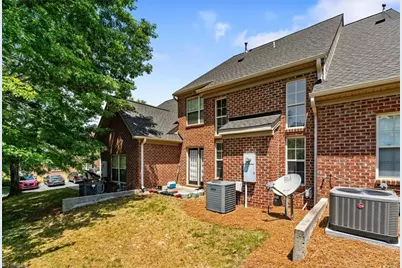 3033 Renaissance Parkway, Jamestown, NC 27282 - Photo 31