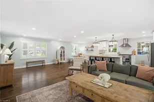 2708 Courtney Ln, Greensboro, NC 27408 - Photo 5