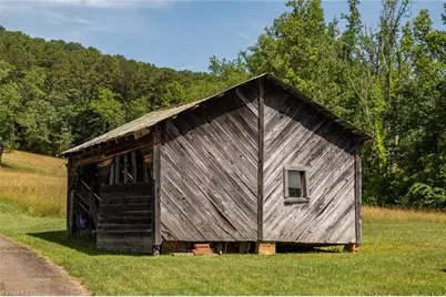 1335-1 Shingle Gap Road, Purlear, NC 28665 - Photo 43