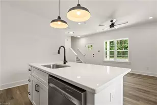 2607 Urban St, Winston-Salem, NC 27107 - Photo 9
