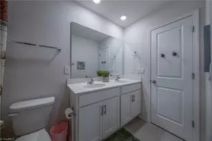 3714 Village Springs Dr, High Point, NC 27265 - Photo 29