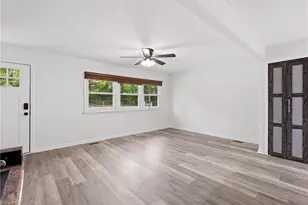 4030 Southview Dr, Greensboro, NC 27407 - Photo 7