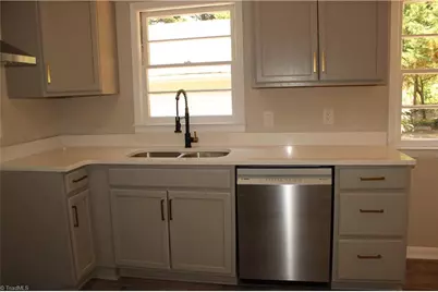1118 Timberlane, Asheboro, NC 27205 - Photo 21