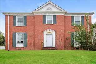 517 Willow St, Mount Airy, NC 27030 - Photo 1