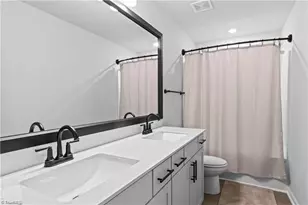 7260 Huntgate Dr, Kernersville, NC 27284 - Photo 19