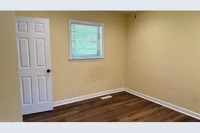134 Carolina Avenue, Mount Airy, NC 27030 - Photo 15
