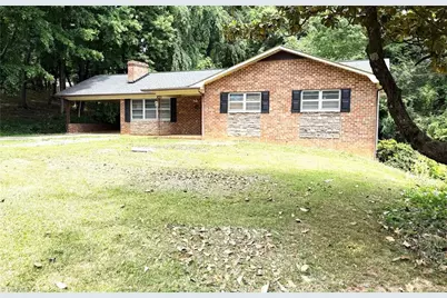 134 Carolina Avenue, Mount Airy, NC 27030 - Photo 3