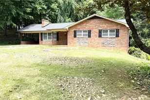 134 Carolina Ave, Mount Airy, NC 27030 - Photo 3