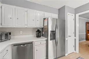 1800 Rivertrace Point, High Point, NC 27265 - Photo 15