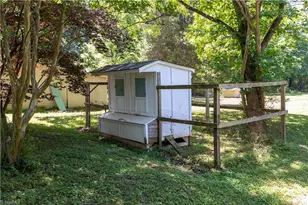 7384 Walnut Cove Rd, Walnut Cove, NC 27052 - Photo 21