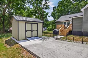 1018 Attica St, Burlington, NC 27217 - Photo 21