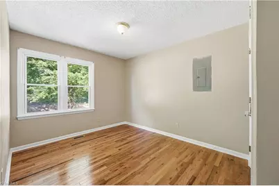 1916 Willow Road, Greensboro, NC 27406 - Photo 11