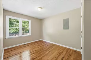 1916 Willow Rd, Greensboro, NC 27406 - Photo 11