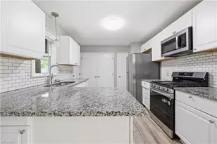 1916 Willow Rd, Greensboro, NC 27406 - Photo 7