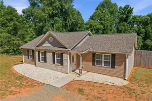 4335 Spoon Loop Rd, Liberty, NC 27298 - Photo 33