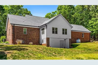 2668 Mountain Oak View Drive, Asheboro, NC 27205 - Photo 39