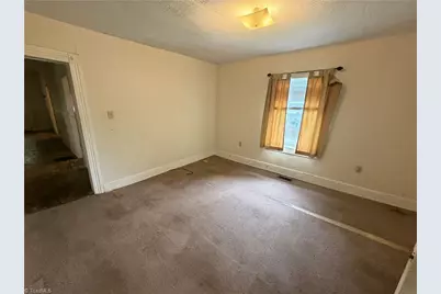 420 Junction Street, Mount Airy, NC 27030 - Photo 11