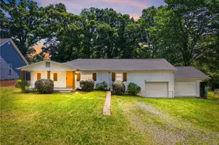 2104 Sheldon Rd, Greensboro, NC 27405 - Photo 3