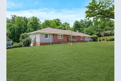 1101 Woodland Boulevard, Wilkesboro, NC 28697 - Photo 1